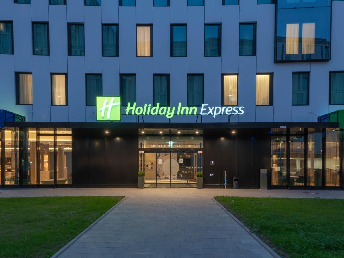 Holiday Inn Express Dusseldorf - Hauptbahnhof, An Ihg Hotel Luaran gambar
